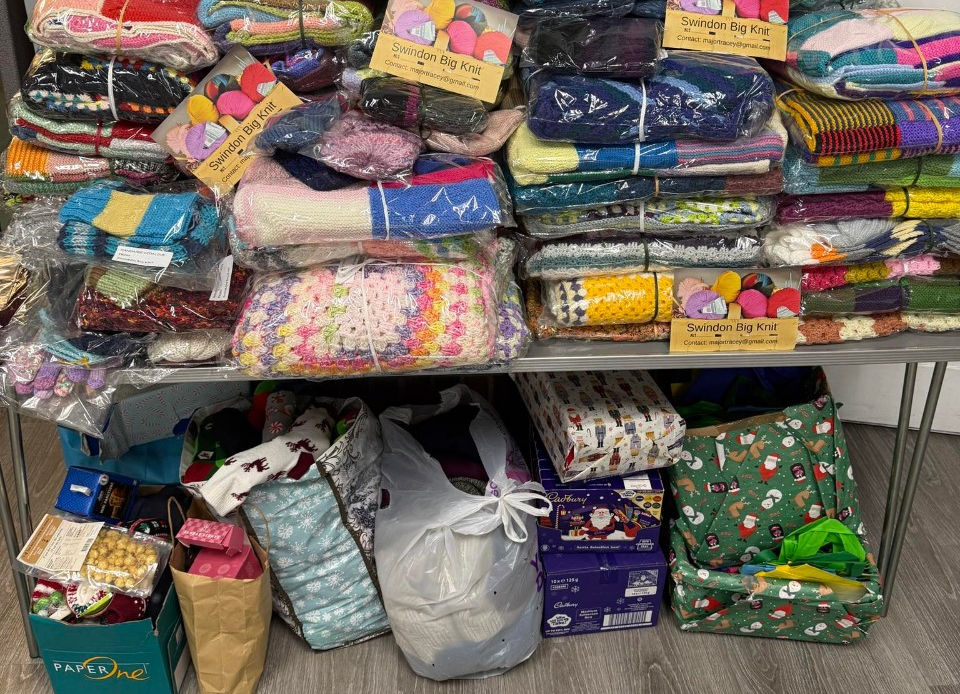 Christmas 90 Sets of Scarf Set Gifts